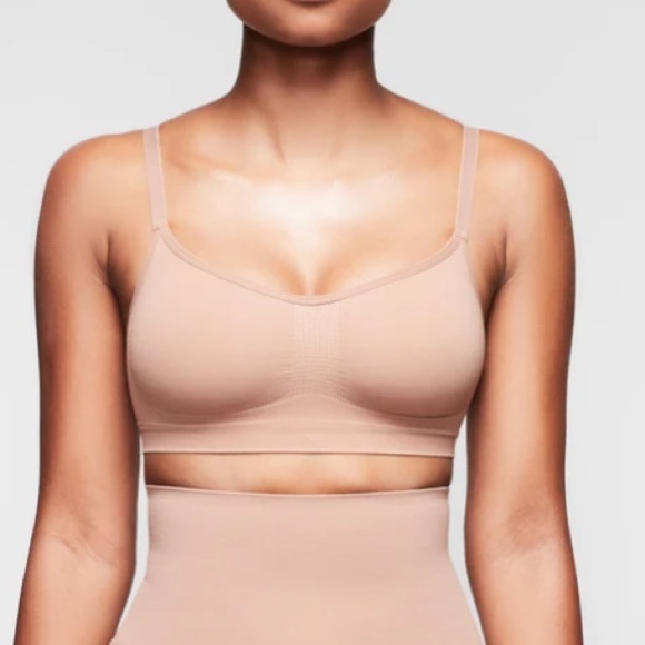 NWOT SKIMS seamless sculpt bralette color sienna - Picture 1 of 9